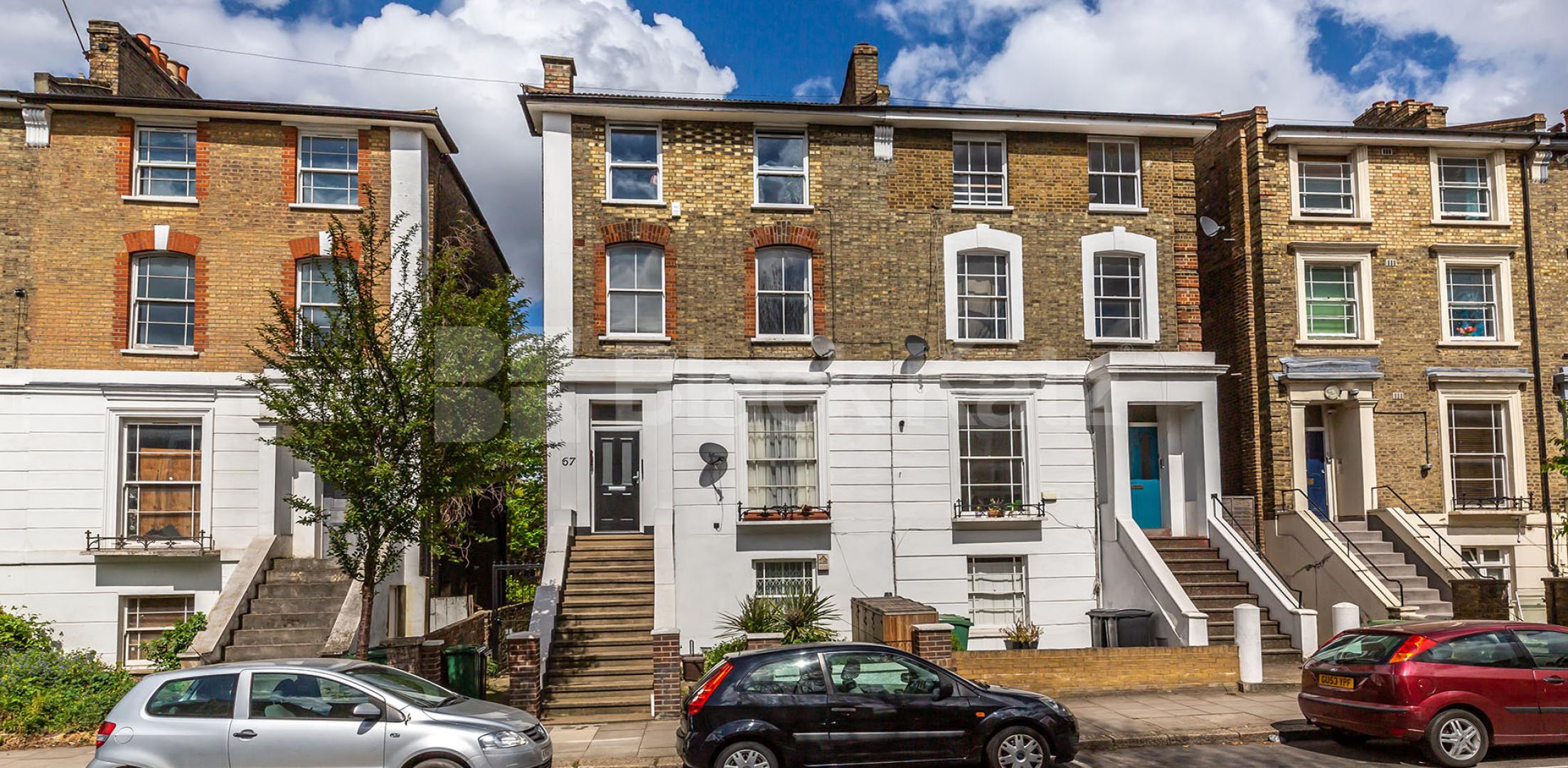 Spacious one bedroom set within a house with period features in Camden Agar Grove, Camden Square